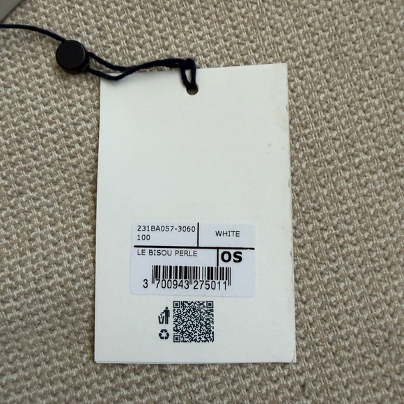 Jacquemus The Bisous Perle Shoulder Bag White - Picture 11 of 11